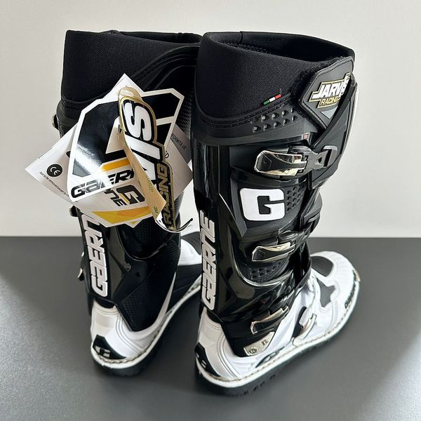 Gaerne SG-12 boots Jarv1s black/white 2179-014 black-white 45 фото